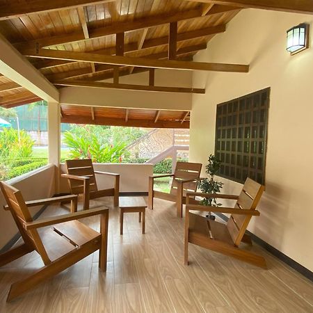 Bungalows Malu Кахуита Екстериор снимка