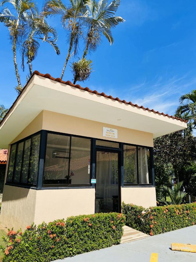 Bungalows Malu Кахуита Екстериор снимка