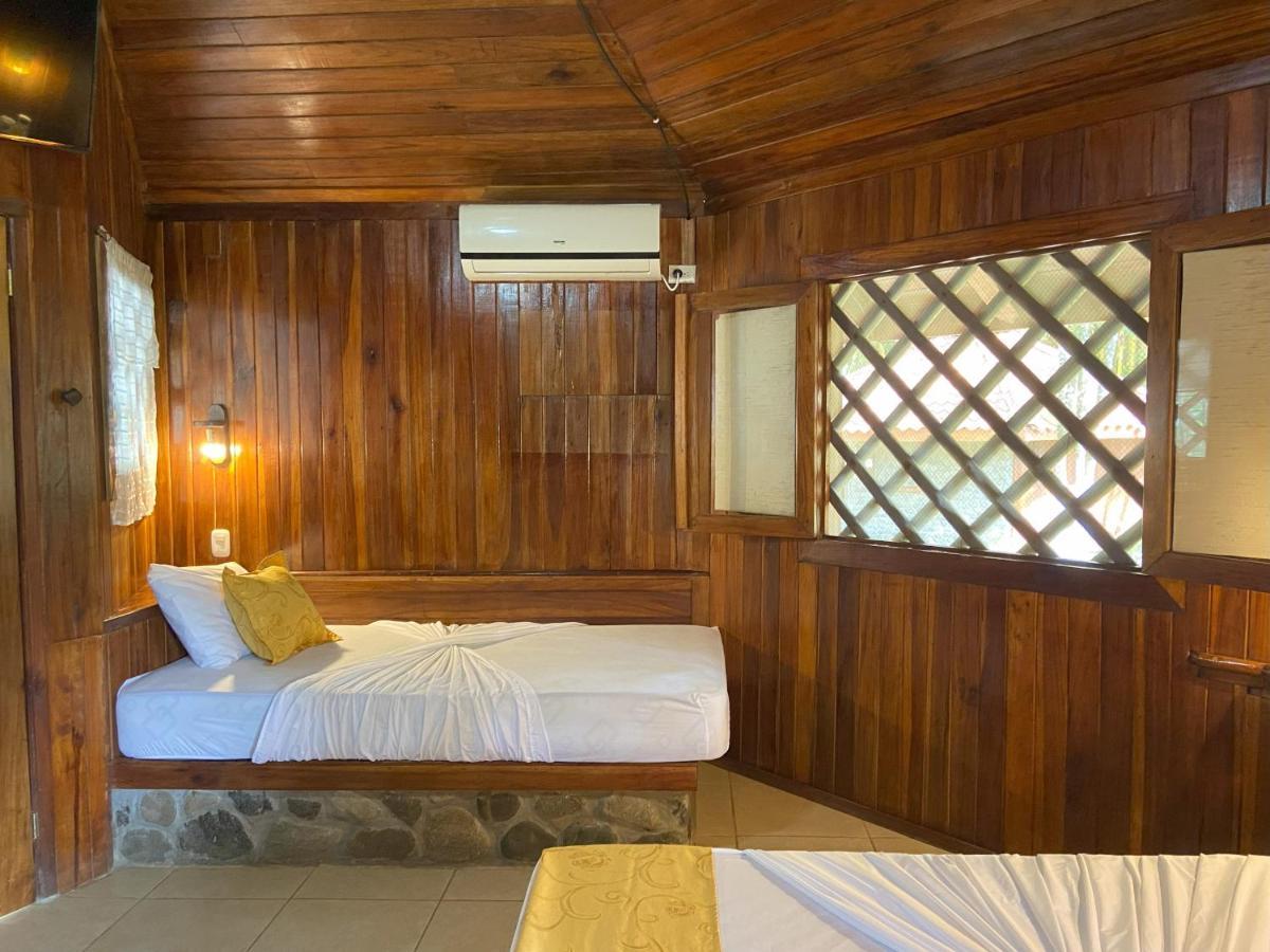 Bungalows Malu Кахуита Екстериор снимка