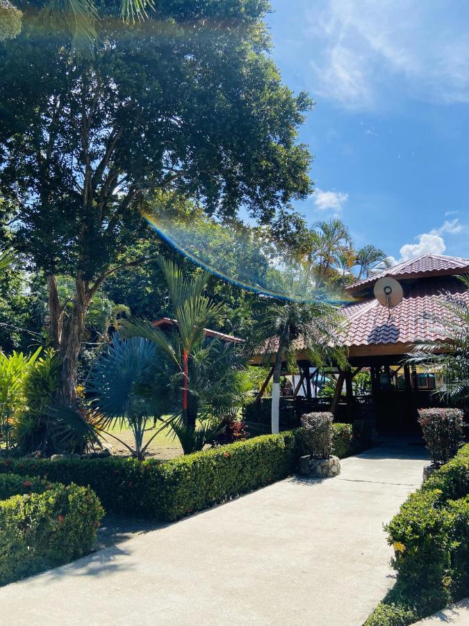 Bungalows Malu Кахуита Екстериор снимка