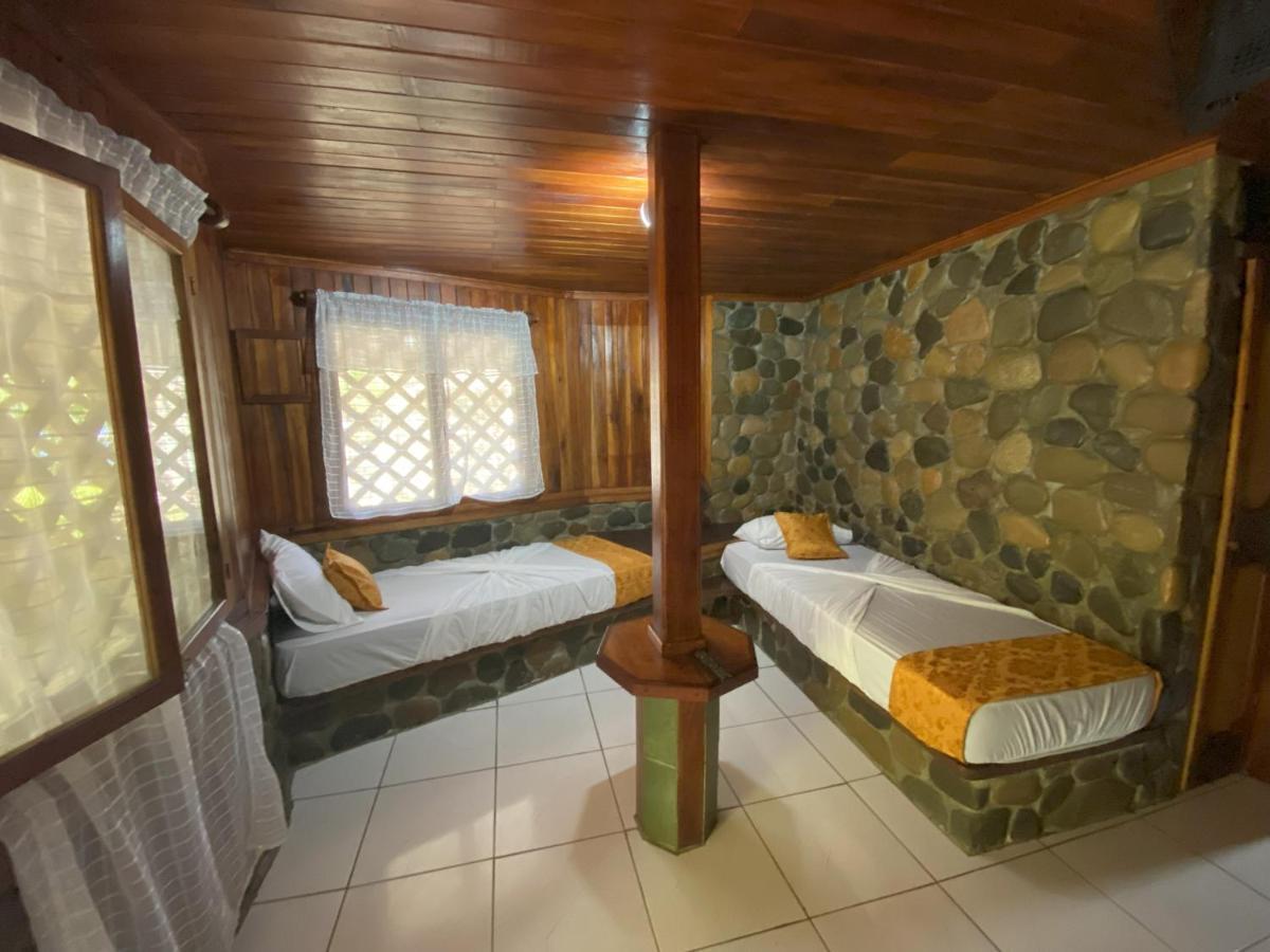 Bungalows Malu Кахуита Екстериор снимка