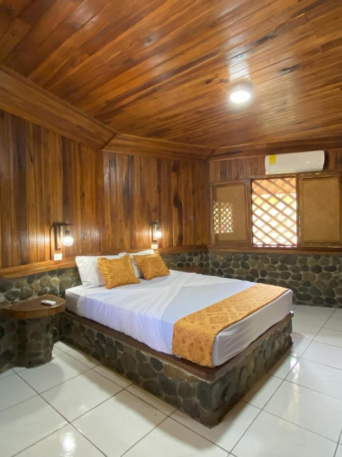 Bungalows Malu Кахуита Екстериор снимка