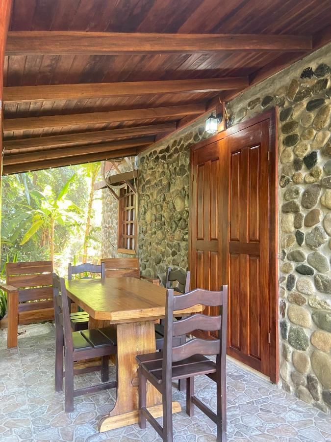 Bungalows Malu Кахуита Екстериор снимка