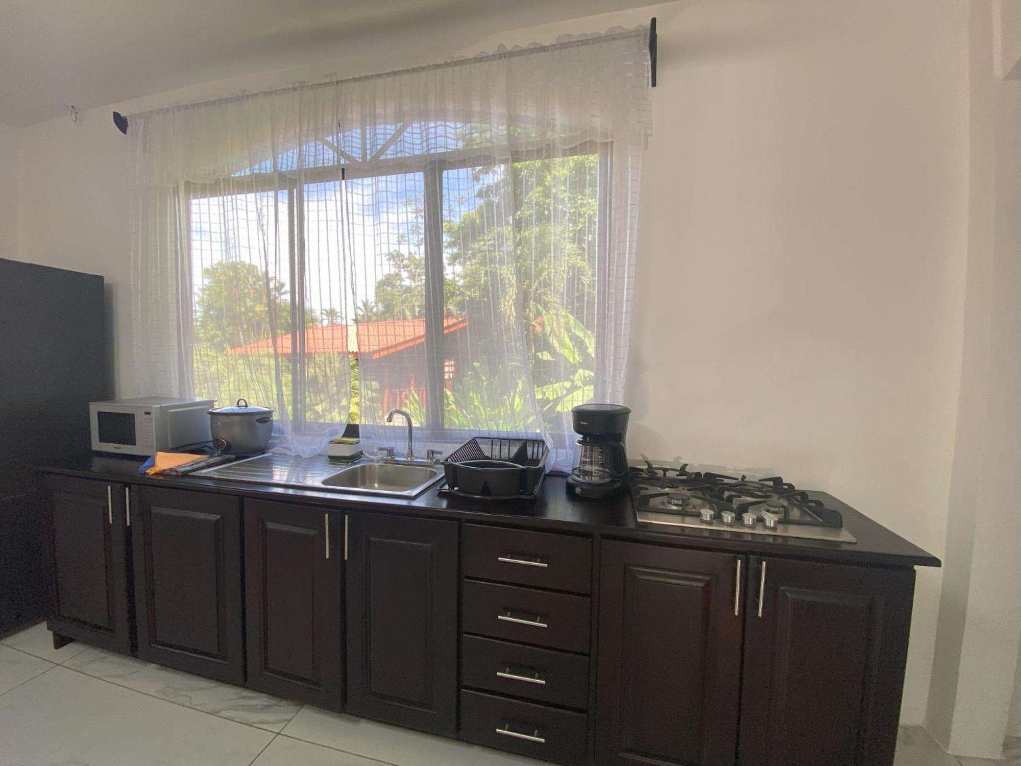 Bungalows Malu Кахуита Екстериор снимка