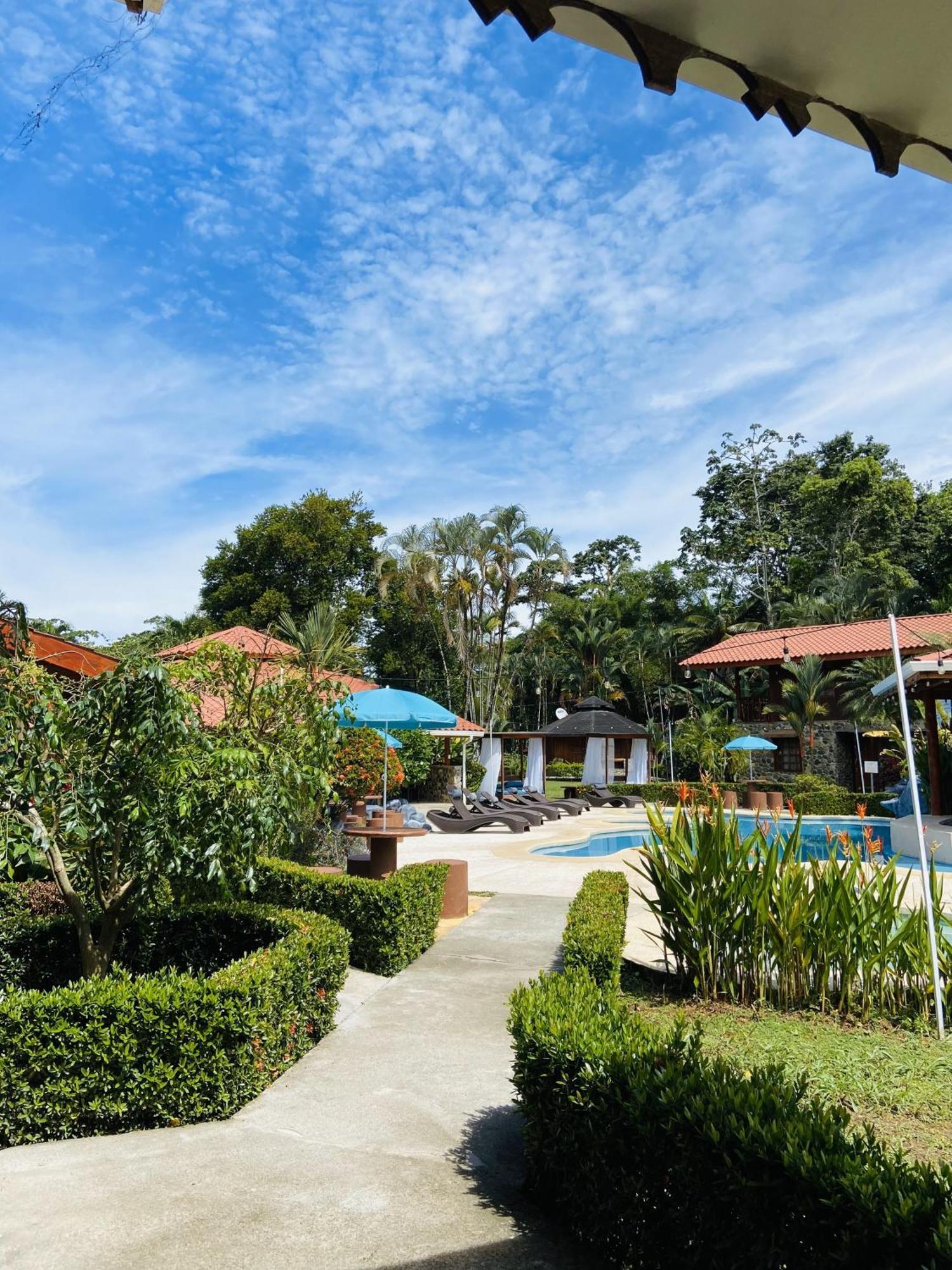 Bungalows Malu Кахуита Екстериор снимка