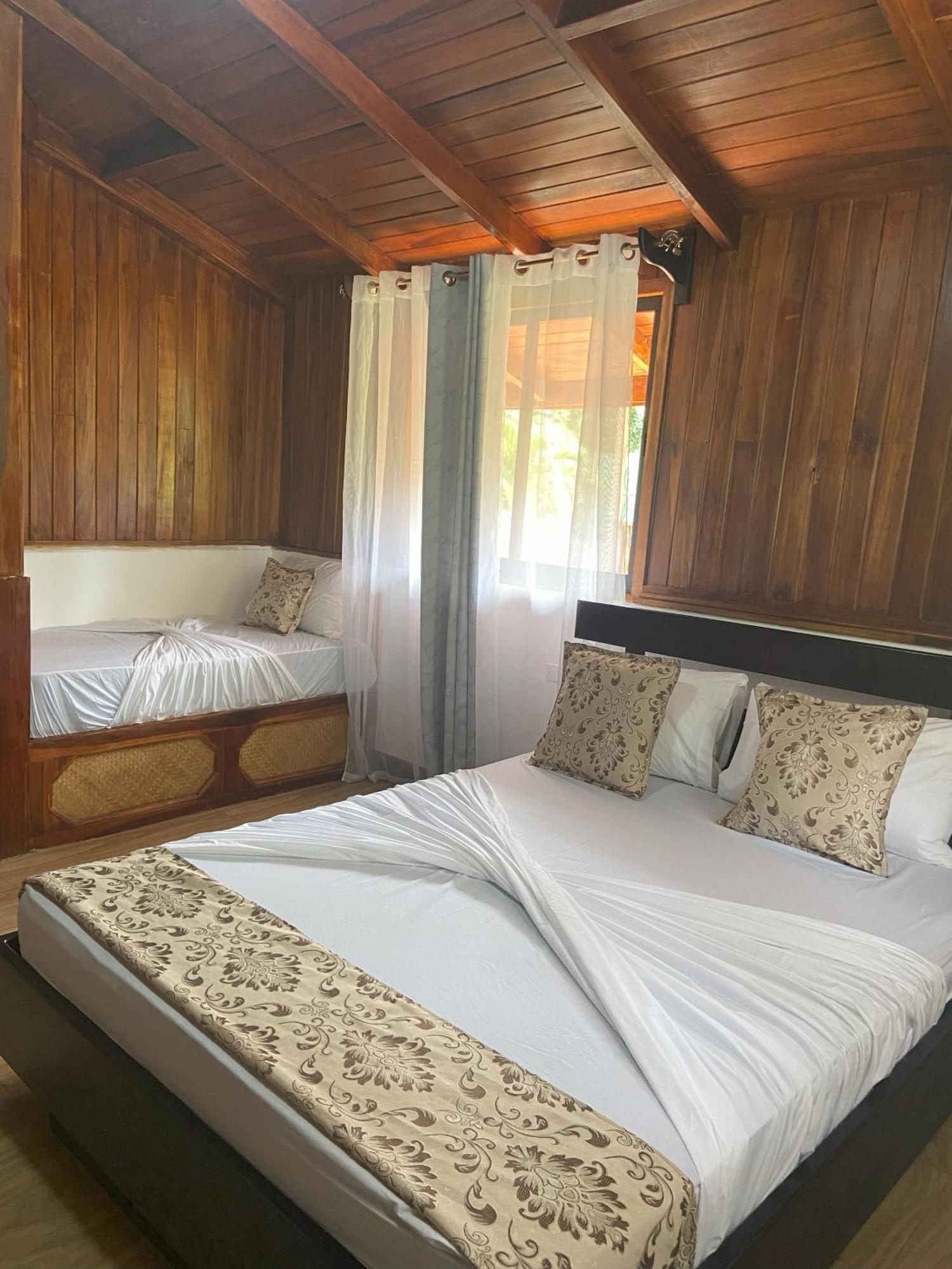 Bungalows Malu Кахуита Екстериор снимка