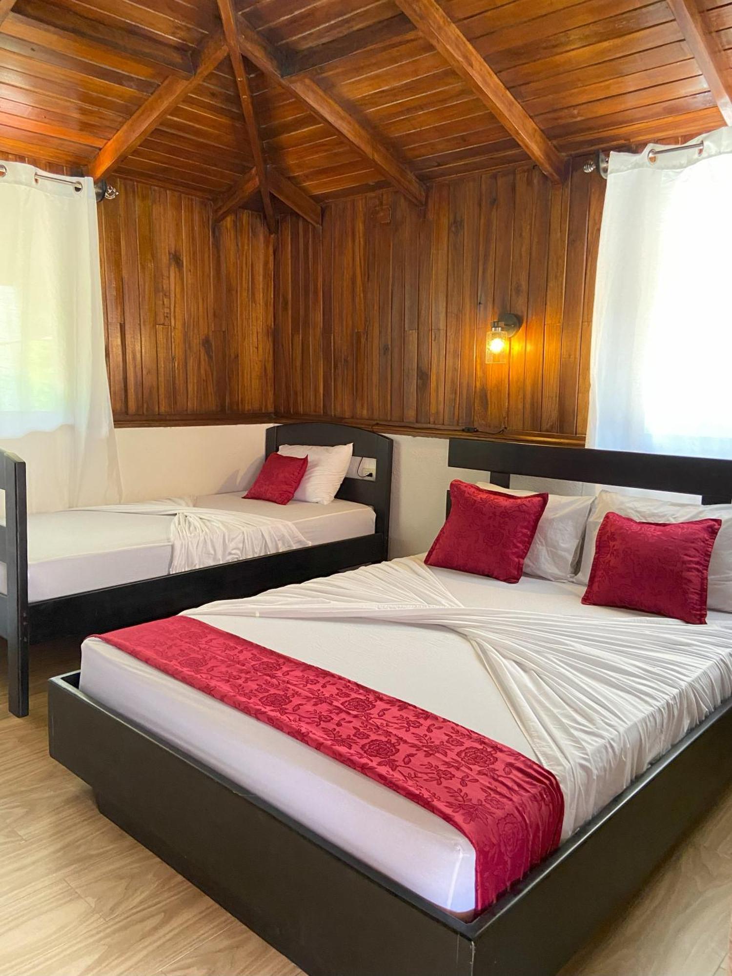 Bungalows Malu Кахуита Екстериор снимка